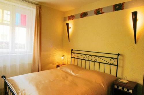 Imagen de la habitación del Hotel Templ. Foto 15