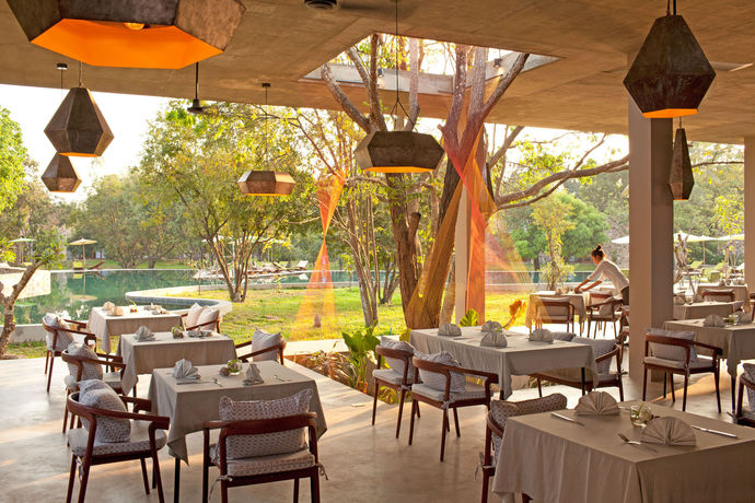 Imagen de la piscina del Hotel Templation. Foto 15