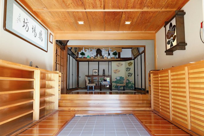 Imagen de los interiores del Hotel Temple Habanobo. Foto 18