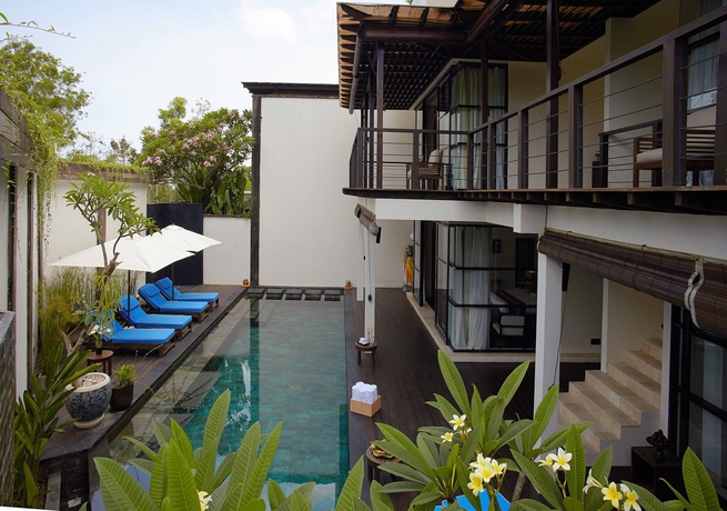Imagen de la piscina del Hotel Temple Hill Residence Villa. Foto 16