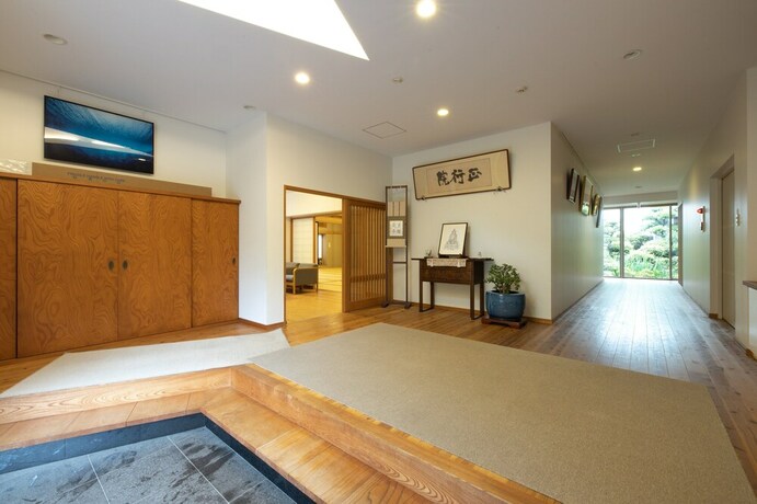 Imagen de los interiores del Hotel Temple Takeibo. Foto 22