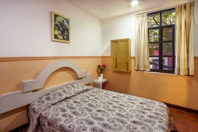 Imagen de la habitación del Hotel Templo Mayor. Foto 13