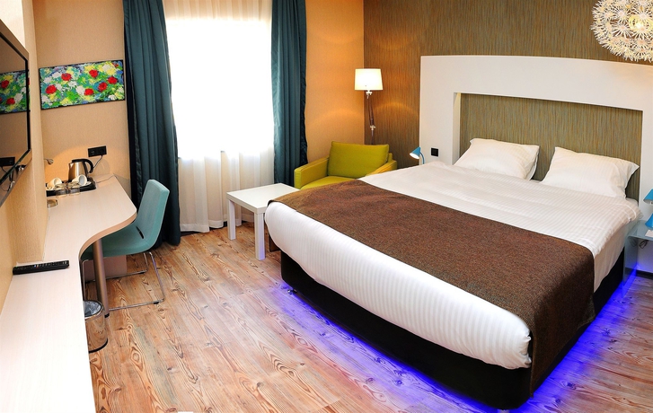 Imagen de la habitación del Hotel Tempo 4levent Istanbul. Foto 7