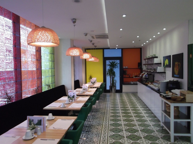 Imagen del bar/restaurante del Hotel Tempo 4levent Istanbul. Foto 6