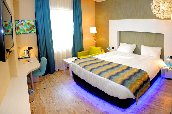 Imagen de la habitación del Hotel Tempo 4levent Istanbul. Foto 11