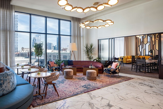 Imagen de los interiores del Hotel Tempo By Hilton Nashville Downtown. Foto 17