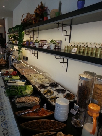 Imagen del bar/restaurante del Hotel Tempo Suites Airport İstanbul. Foto 5