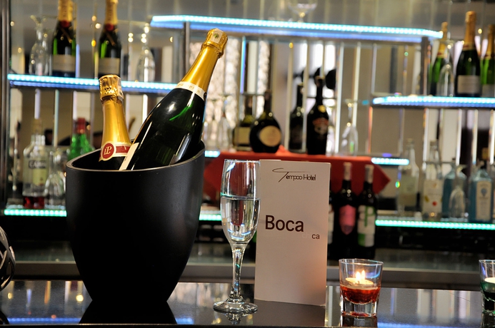 Imagen del bar/restaurante del Hotel Tempoo Marrakech. Foto 4