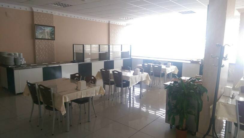 Imagen del bar/restaurante del Hotel Temur Termal Otel. Foto 5