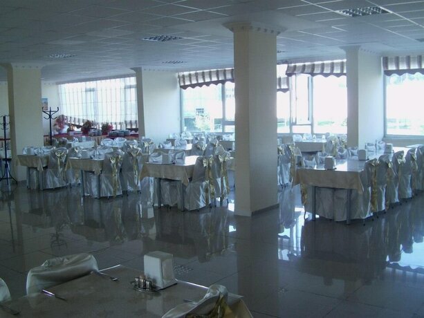 Imagen del bar/restaurante del Hotel Temur Termal Otel. Foto 6