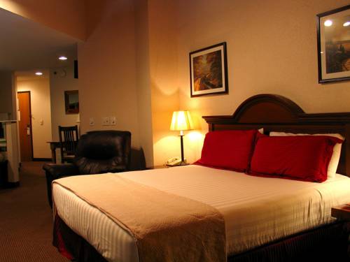 Imagen de la habitación del Hotel Ten Pin Inn and Suites. Foto 3