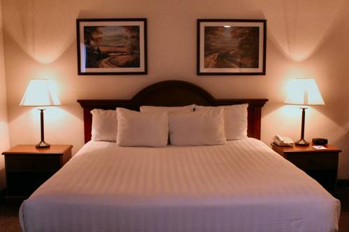 Imagen de la habitación del Hotel Ten Pin Inn and Suites. Foto 9