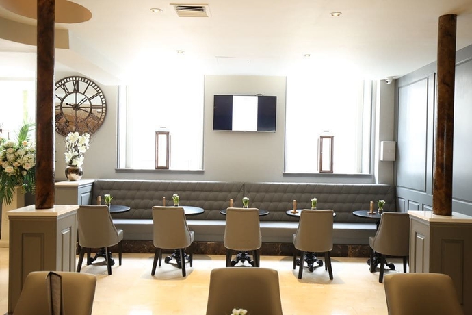 Imagen de los interiores del Hotel Ten Square. Foto 17