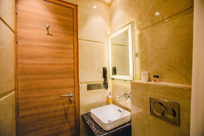 Imagen de la habitación del Hotel Ten Square. Foto 14