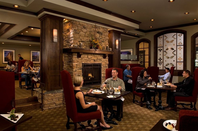 Imagen del bar/restaurante del Hotel Tenaya At Yosemite. Foto 6