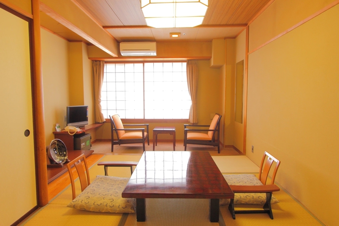 Imagen de la habitación del Hotel Tenbo. Foto 7