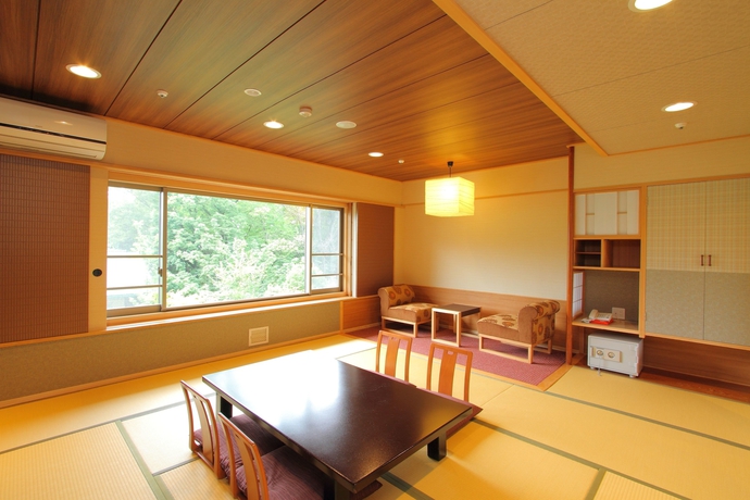 Imagen de la habitación del Hotel Tenbo. Foto 10