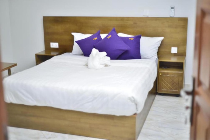 Imagen de la habitación del Hotel Tenda Suites and Restaurant. Foto 13