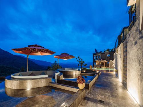 Imagen general del Hotel Tengchong Jingge Banshan Hot Spring. Foto 5