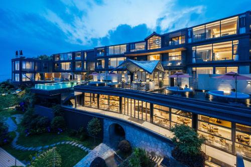 Imagen general del Hotel Tengchong Jingge Banshan Hot Spring. Foto 7