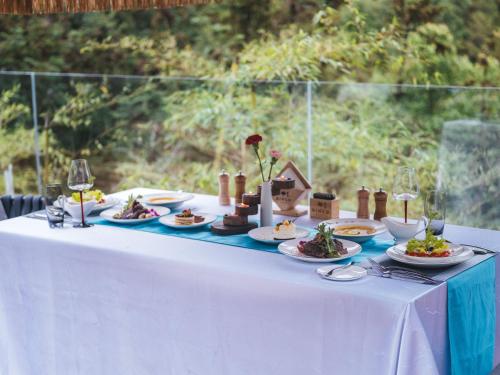 Imagen general del Hotel Tengchong Jingge Banshan Hot Spring. Foto 9