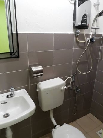 Imagen de la habitación del Hotel Tengkera. Foto 5