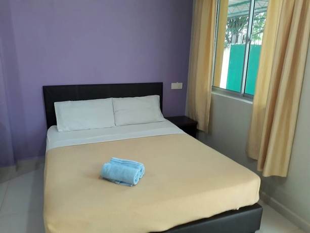 Imagen de la habitación del Hotel Tengkera. Foto 15