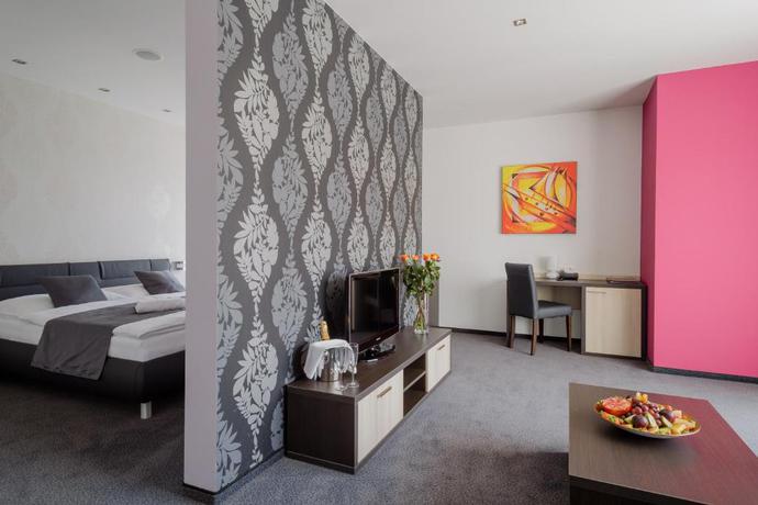 Imagen de la habitación del Hotel Tenis. Foto 3
