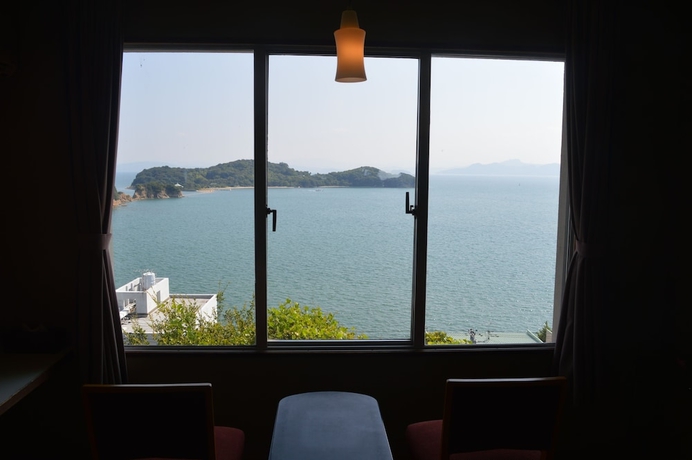 Imagen de la habitación del Hotel Tenku Kairo. Foto 7