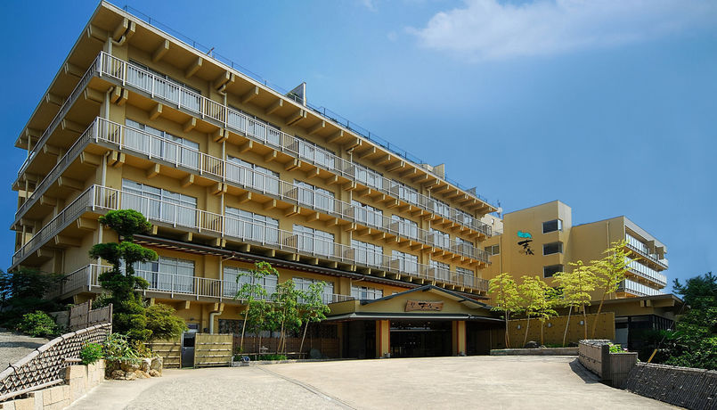 Imagen de la piscina del Hotel Tenku Kaiyu No Yado Suehiro. Foto 12