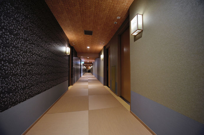 Imagen de la piscina del Hotel Tennen Onsen Toyama Tsurugi No Yu Onyado Nono. Foto 10