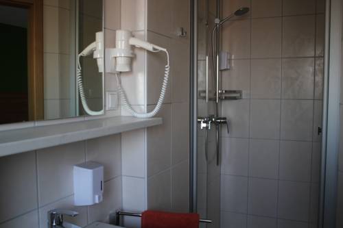 Imagen de la habitación del Hotel Tenner. Foto 4