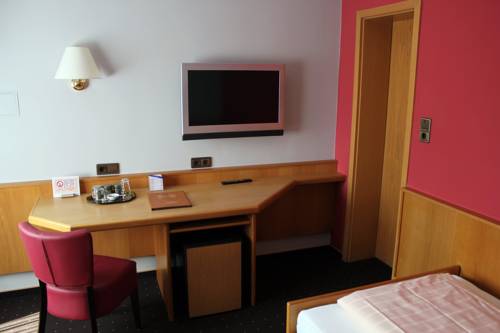 Imagen de la habitación del Hotel Tenner. Foto 13