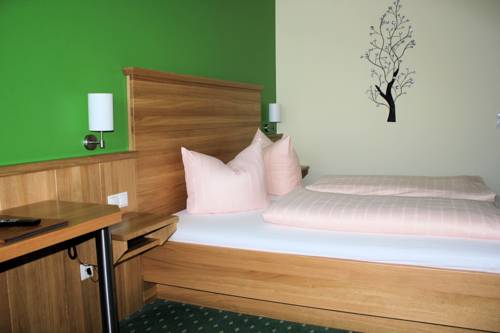 Imagen de la habitación del Hotel Tenner. Foto 15