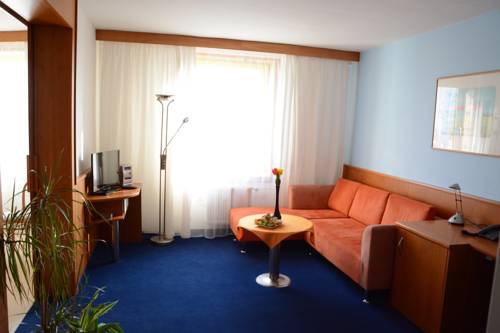 Imagen de la habitación del Hotel Tennis Club. Foto 15