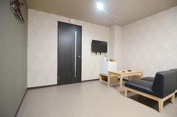 Imagen de la habitación del Hotel Tennoji Lagoon. Foto 11