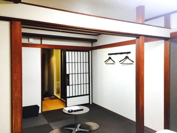 Imagen de la habitación del Hotel Tennoji Lagoon. Foto 15