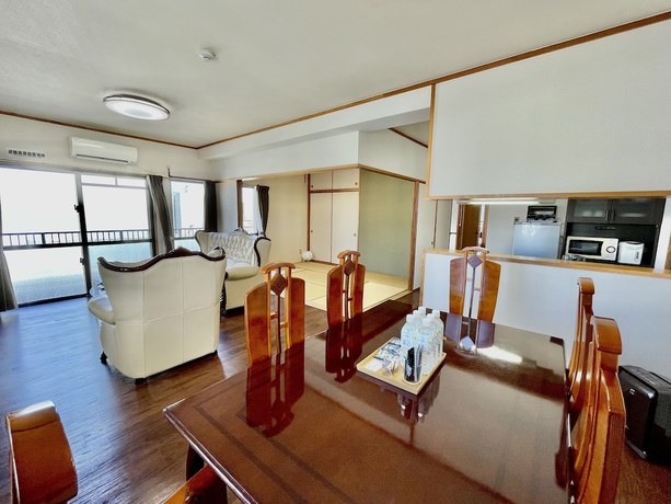 Imagen de la habitación del Hotel Tenshi-Kan Kumoji. Foto 17