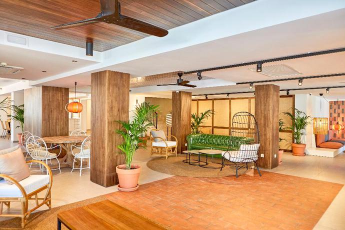 Imagen de los interiores del Hotel Tent Capi Playa. Foto 17