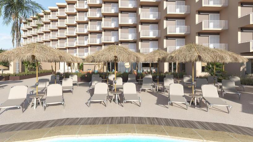 Imagen de los exteriores del Hotel Tent Palmanova. Foto 6