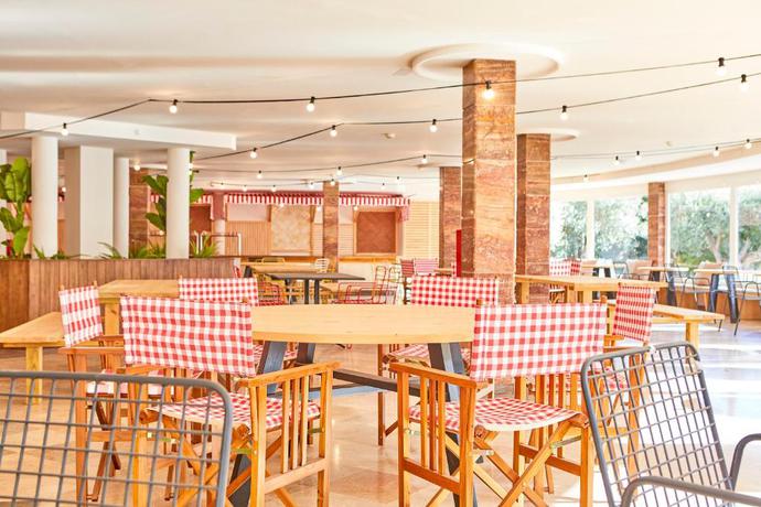 Imagen del bar/restaurante del Hotel Tent Playa De Palma. Foto 2