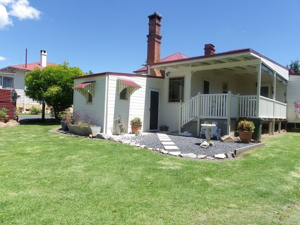 Imagen de los exteriores del Hotel Tenterfield Cottage Holiday House. Foto 14