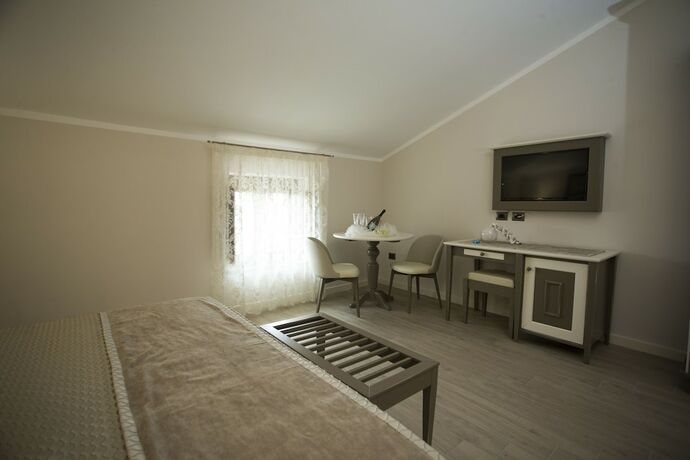 Imagen de la habitación del Hotel Tenuta D\'Ausilio. Foto 12