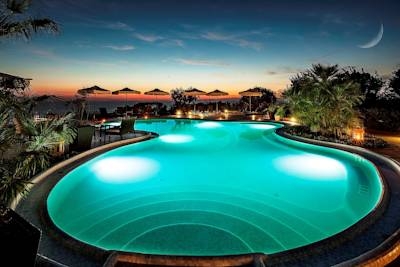 Imagen de la piscina del Hotel Tenuta Del Poggio Antico. Foto 6