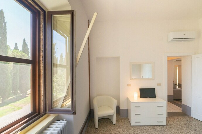 Imagen de la habitación del Hotel Tenuta Di Poggio Cavallo. Foto 30