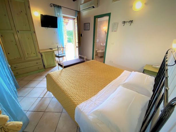 Imagen de la habitación del Hotel Tenuta La Lupa Country. Foto 9