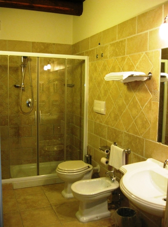 Imagen de la habitación del Hotel Tenuta San Francesco. Foto 2