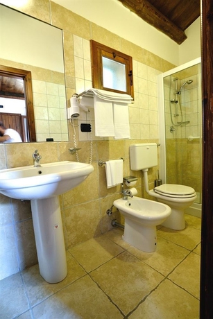 Imagen de la habitación del Hotel Tenuta San Francesco. Foto 5