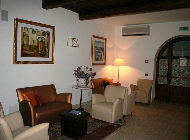 Imagen de los interiores del Hotel Tenuta San Francesco. Foto 14