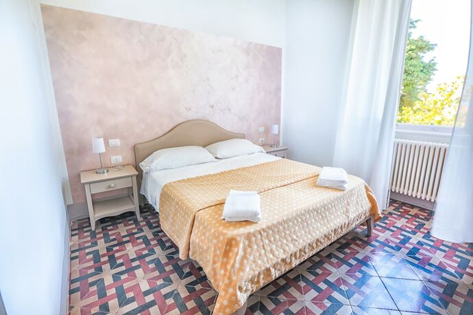 Imagen de la habitación del Hotel Tenuta Villa Colle Sereno. Foto 14